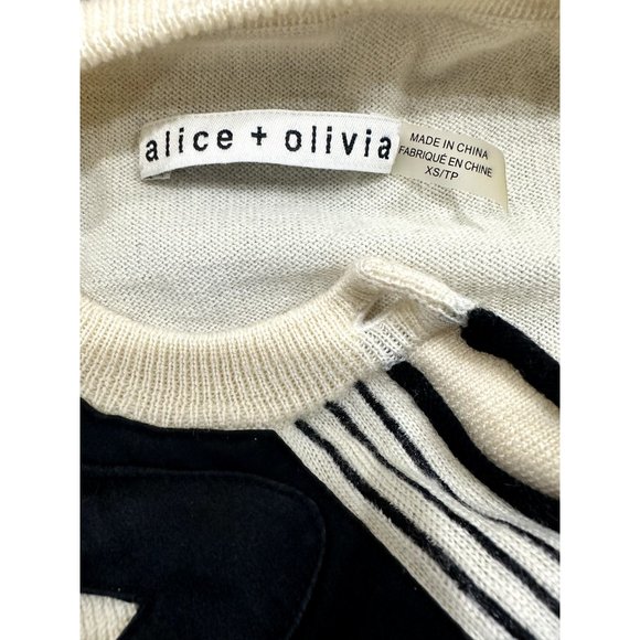 ALICE + OLIVIA Women's 100% Wool/Laine Cardigan Sweater XS - Picture 3 of 7